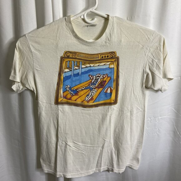 Vintage 1985 Grateful Dead Mens T Shirt Skeleton On Raft In Pool On TV Hanes XL - Picture 2 of 13